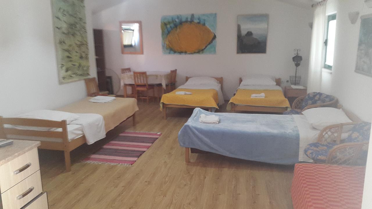 Guest House Fosa Opuzen  Extérieur photo